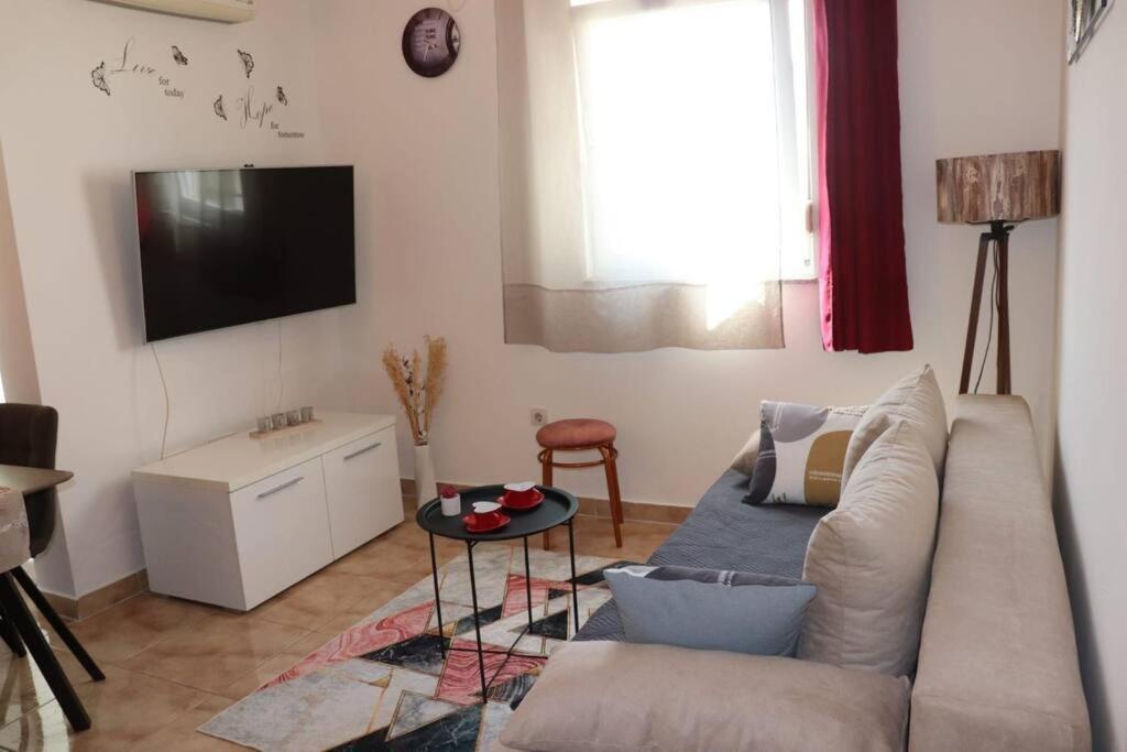 Apartments Kikaso - Near Mall Of Split, Free Parking מראה חיצוני תמונה