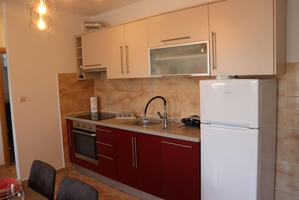 Apartments Kikaso - Near Mall Of Split, Free Parking מראה חיצוני תמונה