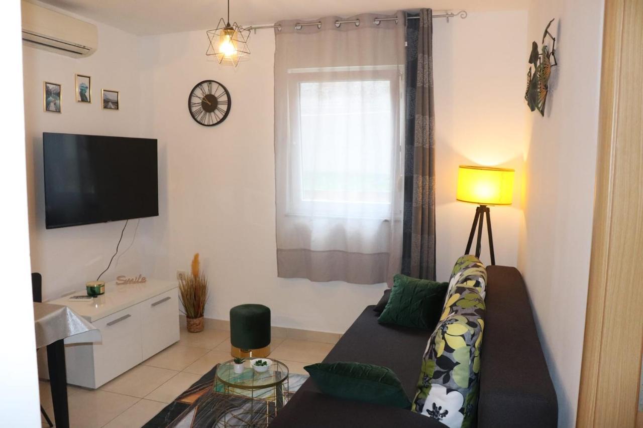Apartments Kikaso - Near Mall Of Split, Free Parking מראה חיצוני תמונה