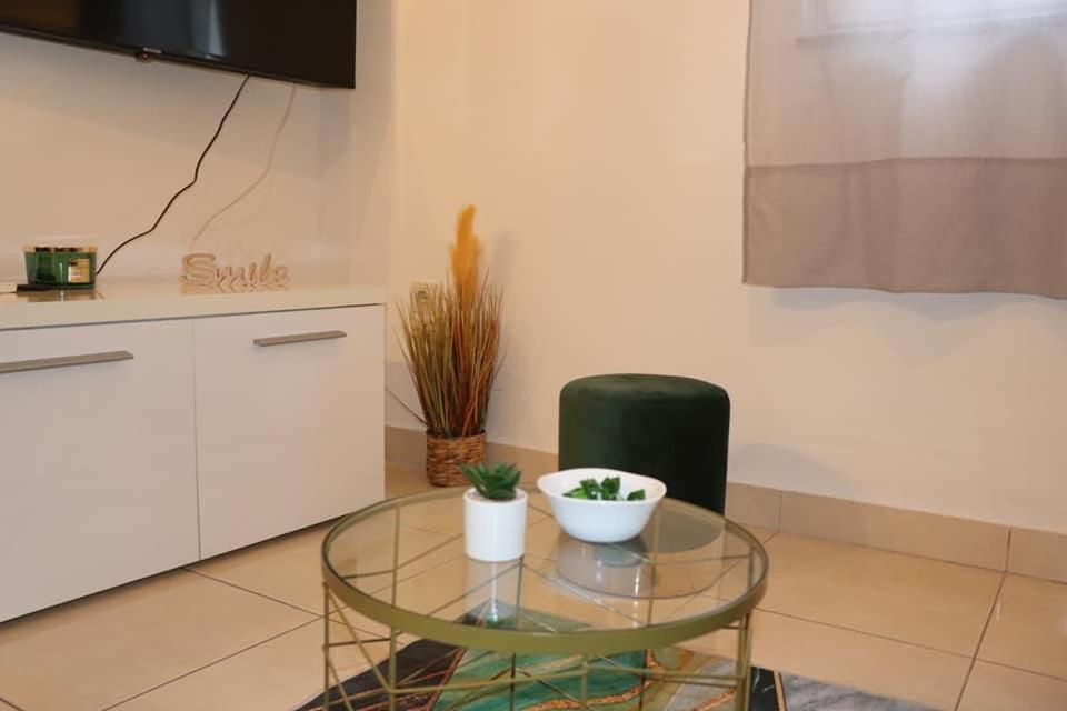 Apartments Kikaso - Near Mall Of Split, Free Parking מראה חיצוני תמונה